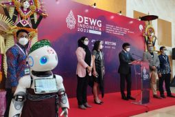 Telkomsel perkenalkan robot "Uu" berteknologi 5G di DEWG G20 di Bali