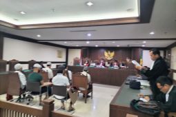 Pengeroyok Ade Armando mohon ke hakim peringan hukuman demi biayai sekolah anak