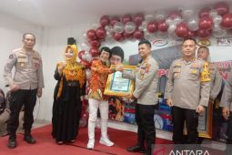 Kak Seto beri penghargaan kepada Kapolres Sukabumi