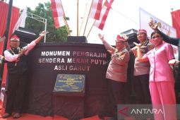 Spektrum - Mendorong produk bendera Garut berkibar di dunia