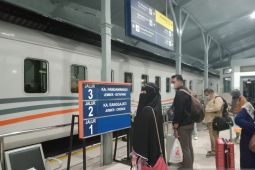 KAI wajibkan penumpang KA jarak jauh sudah vaksinasi booster