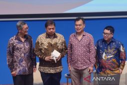 Menko Perekonomian bagi pengalaman tangani COVID-19 di Singapura