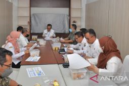Sekda HSS pimpin rapat forum kemitraan BPJS