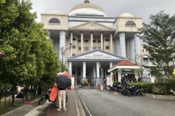 Istri mantan PM Malaysia Najib Razak dihukum 30 tahun penjara