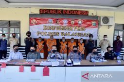 Sepanjang Agustus tiga kasus narkoba dan judi daring diungkap