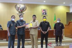 Tiga raperda inisiatif DPRD diapresiasi wali kota