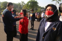 Ratusan mahasiswa bantu pelayanan adminduk di Surabaya