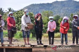 Ketua DPR canangkan program Dua Kali Tanam Dua Kali Panen di Toba