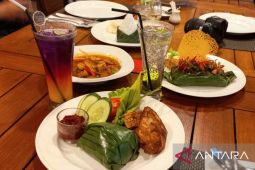 Hotel Santika Bangka tawarkan menu baru, ada nasi bakar cumi asin, mangut pari asap dan nasi timbel