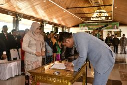 Sebanyak 63 kepala sekolah dan pengawas  dilantik oleh Bupati Batanghari