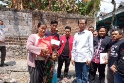 Kebakaran di Sambikerep, Cak Awi sarankan Pemkot Surabaya bangun rumah korban