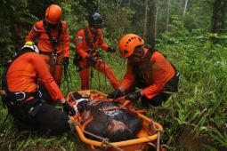 Personel SAR Manokwari jalani latihan beregu dan satuan