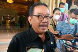 Wagub Bali ajak masyarakat manfaatkan transportasi publik hadapi kenaikan BBM