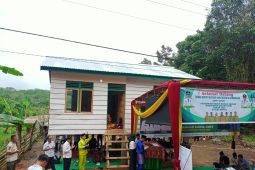 Bupati Batanghari resmikan bedah rumah melalui program Baznas