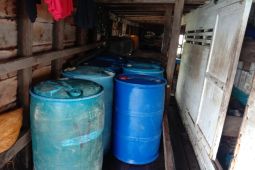 Polisi amankan 15 ton BBM diduga ilegal di Seram Bagian Timur Maluku