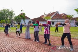 Peringati Hari Olaharga Nasional, insan Timah senam zumba bersama
