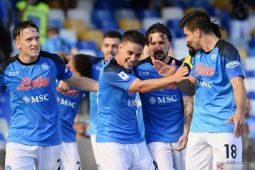 Liga Italia - Napoli puncaki klasemen sementara Serie A setelah kalahkan Spezia 1-0