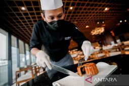 Festival "Kue Bulan" hadir di JHL Solitaire Serpong Tangerang
