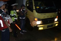 "Operasi Anti Mengantuk" di tol Sumatera