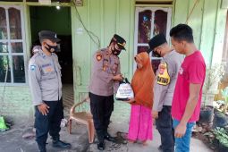 630 keluarga di Mukomuko terima bantuan sembako
