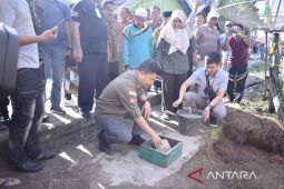 Satono bangun jembatan ke-28 di Sambas untuk geliatkan ekonomi warga