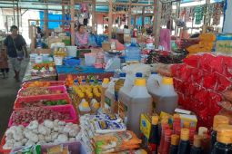 Harga bahan kebutuhan pokok di Wondama masih stabil