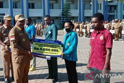 589 mahasiswa terima bantuan pendidikan dari Pemkab Manokwari