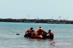 BPBD Pamekasan bantu cari penumpang kapal tercebur ke laut