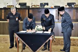 DPRD Kalsel tetapkan penyertaan modal Pemprov Kalsel terhadap Bank Kalsel