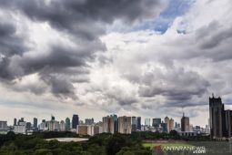 Cuaca di sebagian kota besar berpotensi hujan, termasuk Bandung