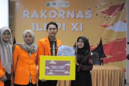 Mahasiswa FKIK Unja bersaing di lomba debat dan essay di Unand