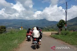 Pemkab Cianjur bangun jalan 15 kilometer dukung pembangunan Puncak II