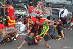 Unjuk rasa seniman di Malang