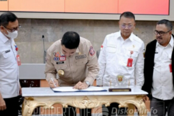 Andi Harun tandatangani komitmen implementasi strategi sanitasi