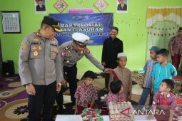 HUT ke-67 Lantas, Polres Balangan santuni panti asuhan
