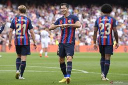 Liga Spanyol- Lewandowski cetak brace, Barcelona menang mudah  3-0 lawan Elche