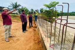 Bupati Ramli MS: Lintas Ujung Raja-Antong-Pante Ceureumen bisa dilintasi mobil tahun ini