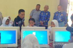 Bupati Asahan tinjau pelaksanaan ANBK SLTP