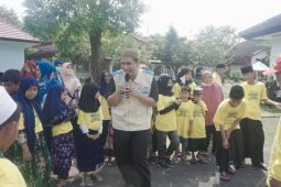 Milad ke-16, YBM PLN UIP Nusra gelar dolanan bareng Yatim dan Dhuafa