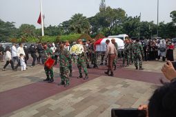 Wamenag hingga Imam Besar Istiqlal hadiri pemakaman Azyumardi Azra