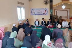 Sejumlah tokoh Bogor memanjatkan doa agar Ade Yasin divonis bebas murni