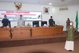 DPRD Batanghari gelar rapat paripurna dalam penyampaian RAPBD dan penyampaian RANPERDA