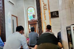 Khatib ajak kaum Muslim maknai doa tasyahud dalam shalat