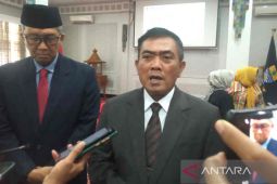 Wali Kota Cirebon sambut baik ASN kenakan baju adat setiap Selasa