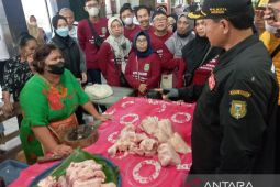 Pemkot Madiun beri subsidi ke pedagang pasar tekan inflasi