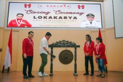 Bobby Nasution dinobatkan  sebagai warga kehormatan GMNI Sumut
