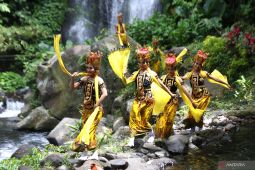 Berikut deretan ide jalan-jalan di lima kota Indonesia untuk isi "bucket list" 2023