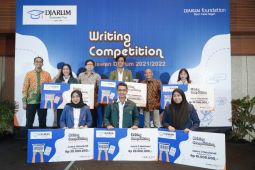Cerita mahasiswa ITS juarai kompetisi menulis "Djarum Beasiswa Plus"