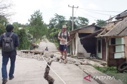 PVMBG sebut pergeseran tanah Bojongkoneng berpotensi roboh hingga "telan" bangunan