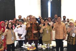 Kemenkop kembangkan kapasitas usaha mikro dengan pendekatan literasi